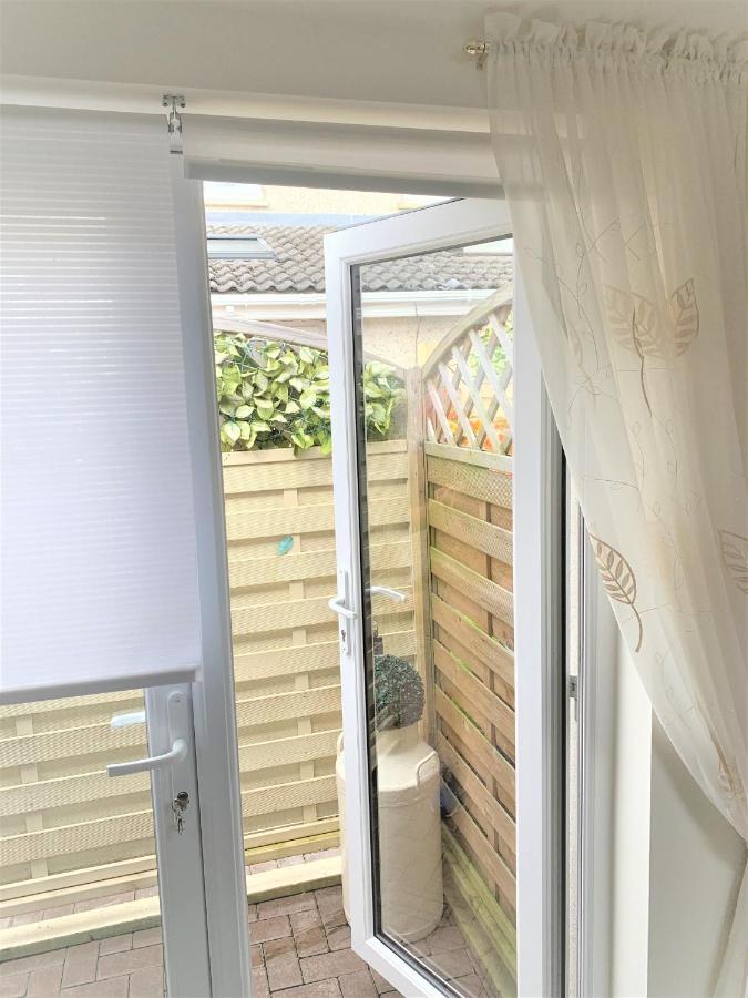 Naas 2 Bedroom Back Garden Escape المظهر الخارجي الصورة